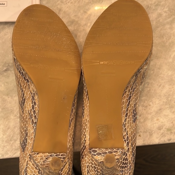 Shoes - Picture 3 of 3